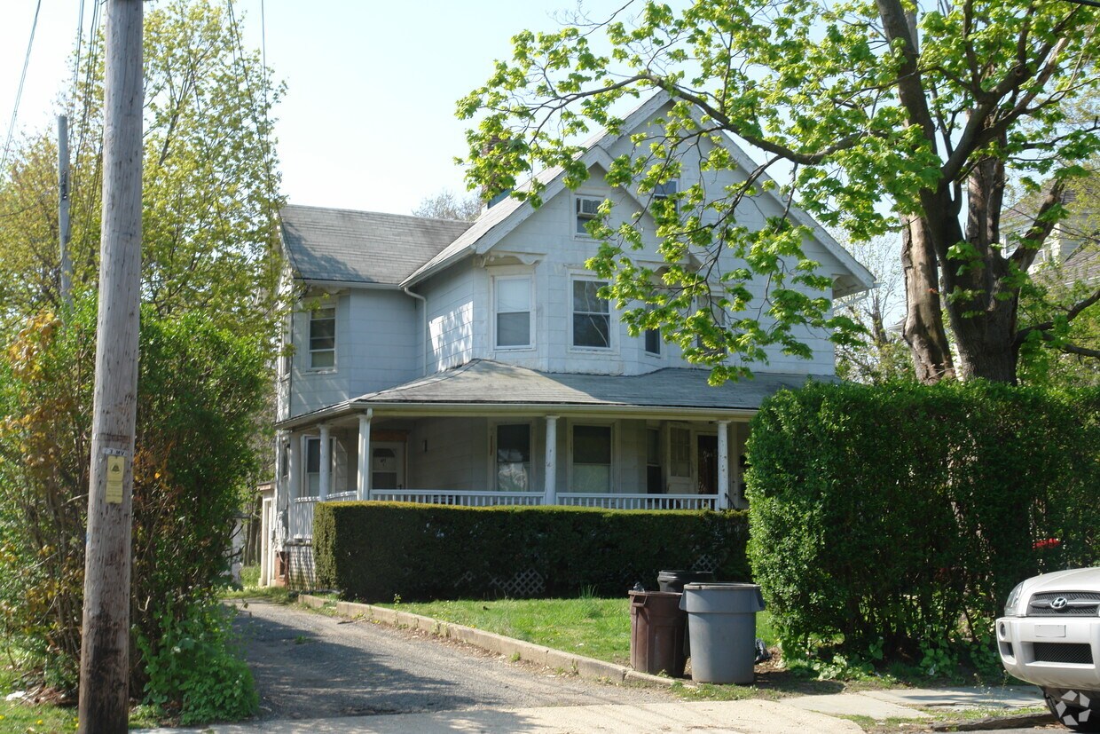 Building Photo - 154 Morris Ave