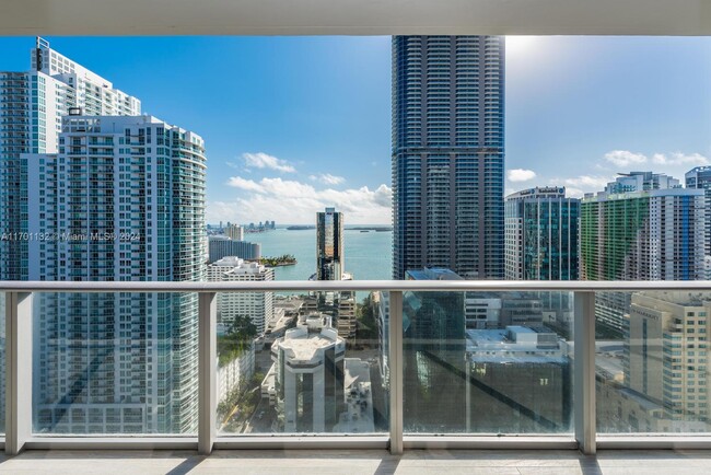 Foto del edificio - 1010 Brickell Ave