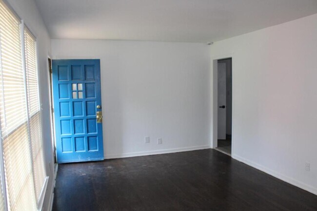Foto del edificio - 12522 E 49th St S