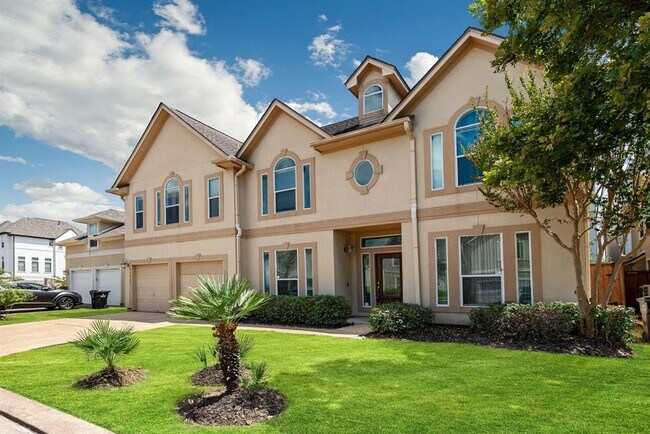 Building Photo - 11107 Sherwood Garden Dr