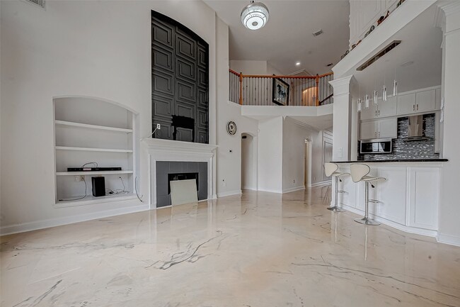 Building Photo - 5014 Mornington Dr