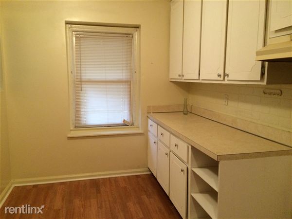 Foto del edificio - 23088 Brittany Ave