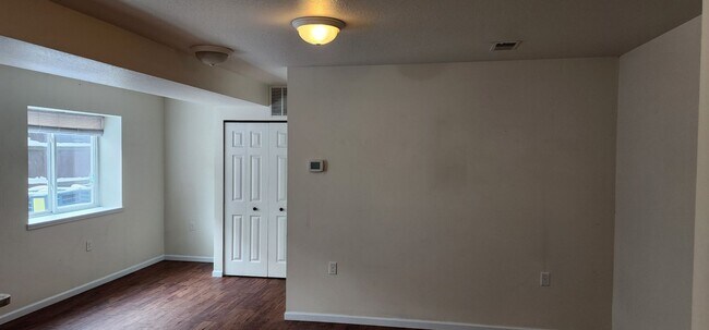 Foto del edificio - Charming 1BR Apartment in Downtown Gaylord