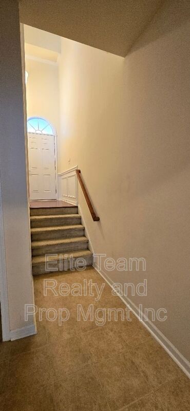 Building Photo - 11190 Bridgewater Dr