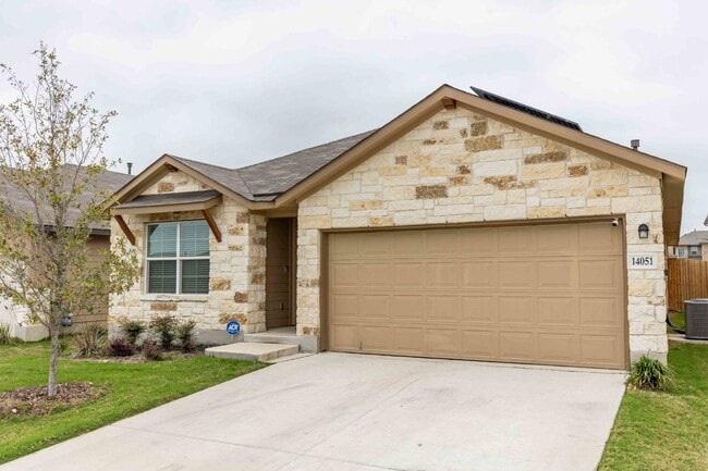 Foto del edificio - 14051 Mudstone St