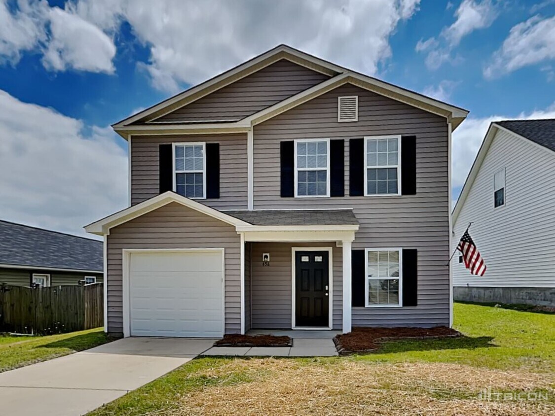 Primary Photo - 456 Cape Jasmine Way