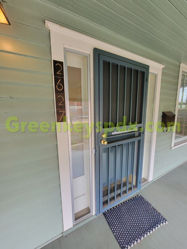 Foto del edificio - Beautiful 2-bedroom house built in 1914 ri...