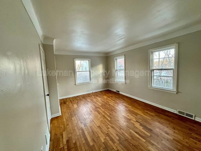 Foto del edificio - 1410 Oak St