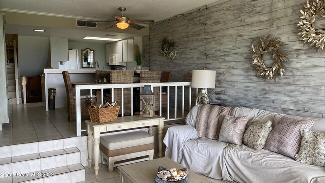 Foto del edificio - 5050 Ocean Beach Blvd