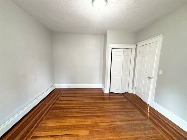 Building Photo - 14 Belknap St