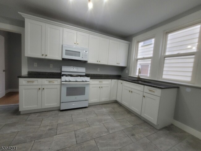 Foto del edificio - 766-768 Hamilton St