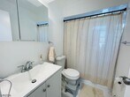 Foto principal - 135 S Maple Ave