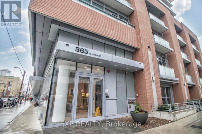 Building Photo - 365 Church St