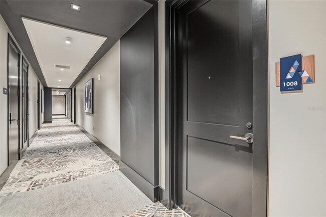 Foto del edificio - 275 1st Ave S