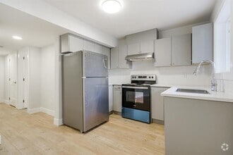 Building Photo - 16583 25a Ave