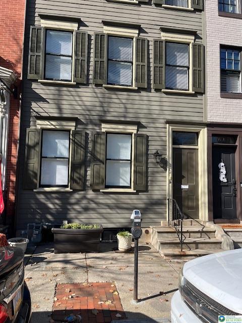 Foto del edificio - 62 N 2nd St