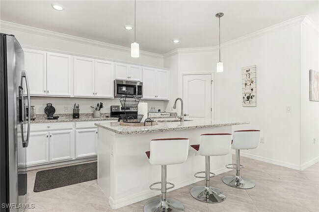 Foto del edificio - 11536 Shady Palm Wy