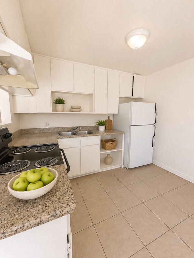 Building Photo - Dennett Gardens Apartments