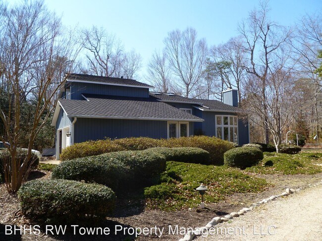 Foto del edificio - 3 br, 2.5 bath House - 15625 River Bend Trail