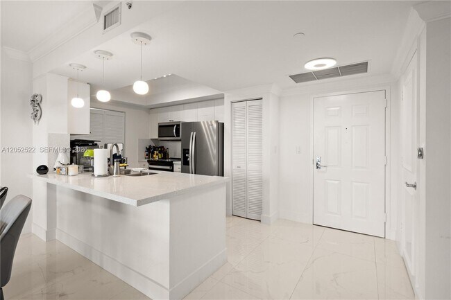 Foto del edificio - 19501 W Country Club Dr