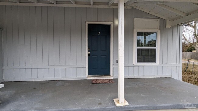 Foto del edificio - 1021 N Q St