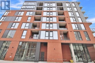 Building Photo - 10 James St