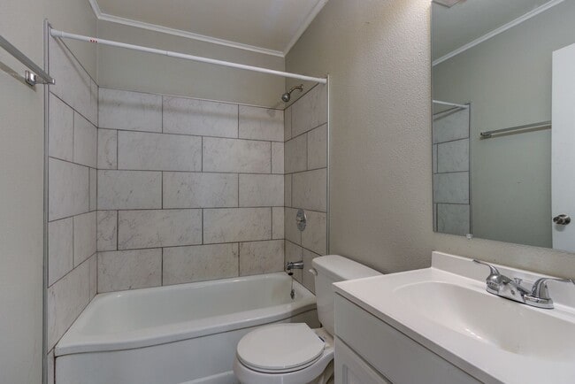 Foto del edificio - SF-007-904/906 South 20th Street Duplex