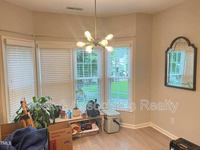 Photo - 108 Mint Ct House