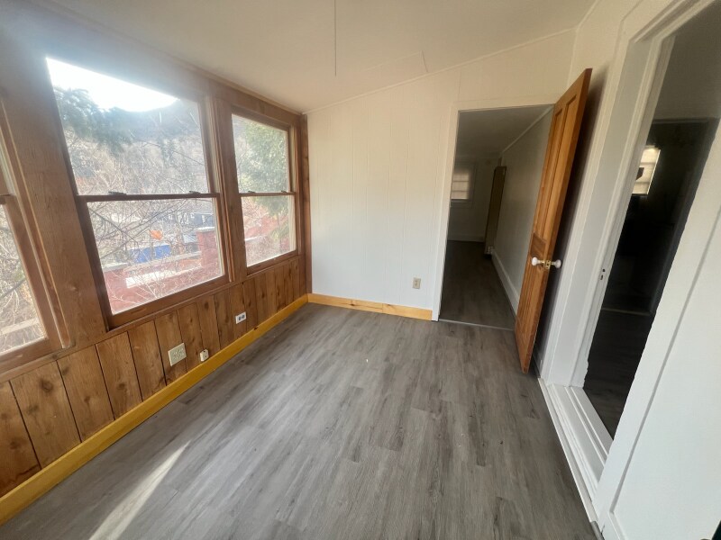 Foto del edificio - 1015 Manitou Ave