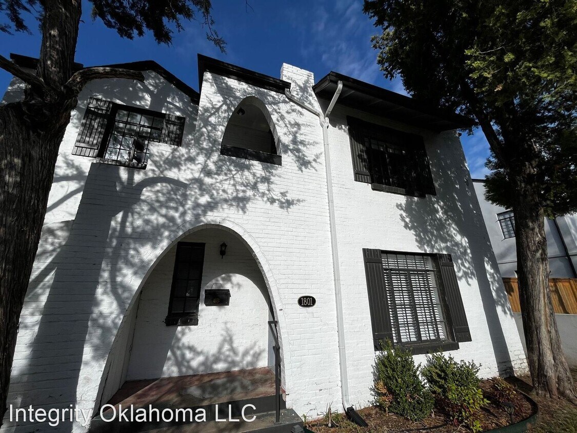 2 br, 1 bath House 1801 Carey Place House Rental in Oklahoma City
