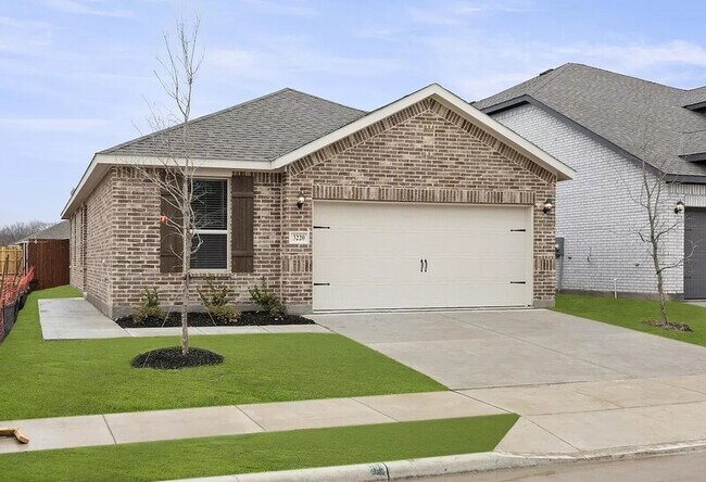 Building Photo - 3220 Sedge Grass Dr