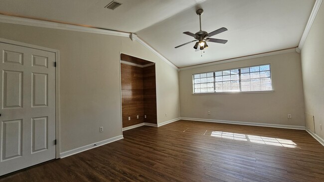 Building Photo - 315 Sailfish Cir