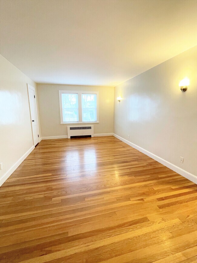 Foto del edificio - 15 Merrill Ave