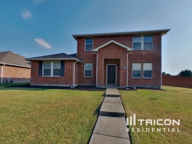 Building Photo - 3005 Deer Ridge Dr