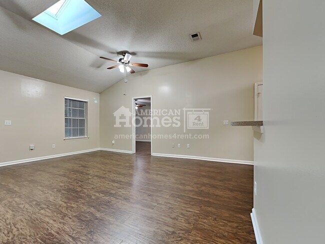 Building Photo - 96014 Sea Winds Dr