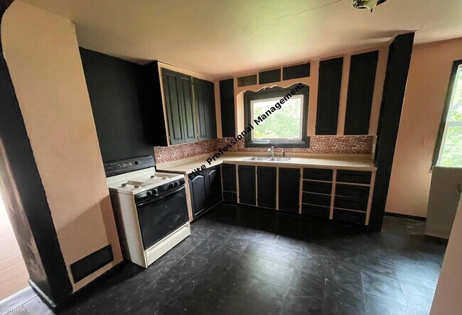 Building Photo - 4 br, 1.5 bath House - 2611 Hazelwood Ave
