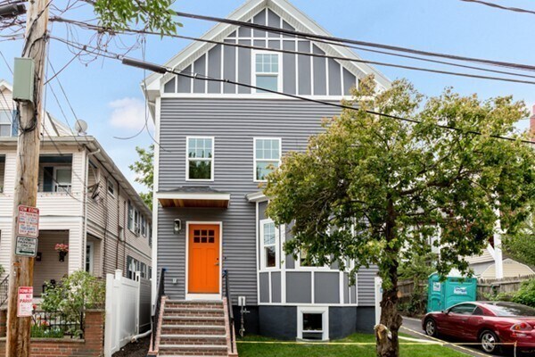 Primary Photo - 10 Brook St
