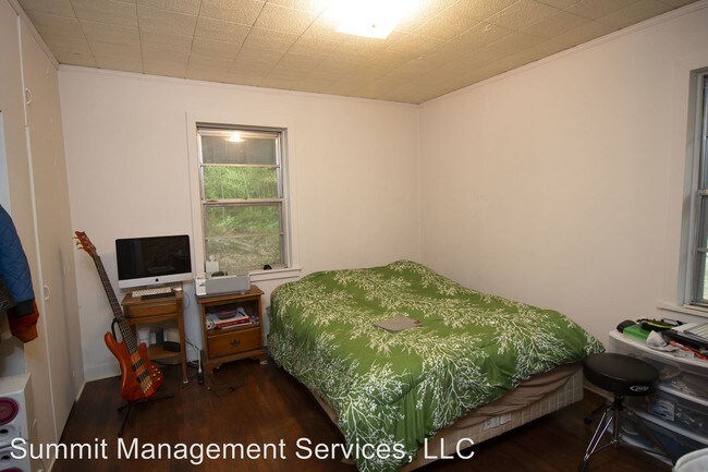 Building Photo - 3206 Jeff Davis Dr Ext