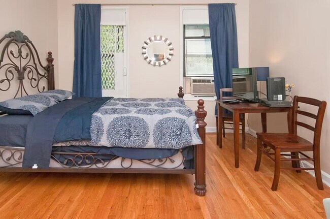 Foto del edificio - 1581 1st Ave