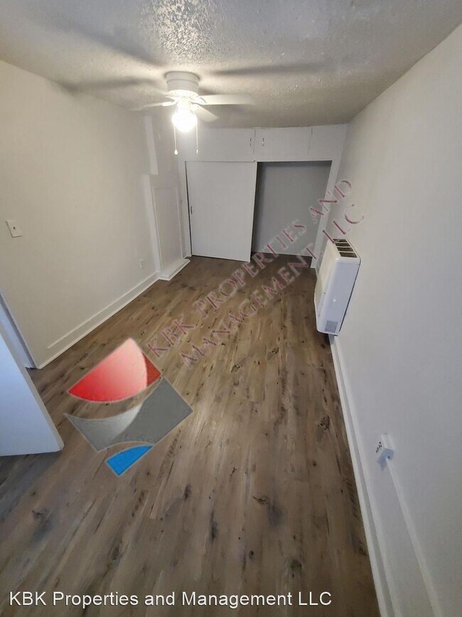 Building Photo - 3 br, 2 bath House - 1705 W. 8th Street