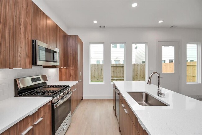 Building Photo - 4407 Abaco Ln
