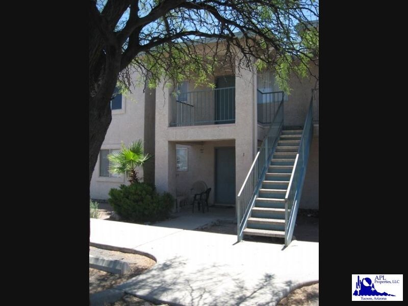 Primary Photo - 1311 N Gila St