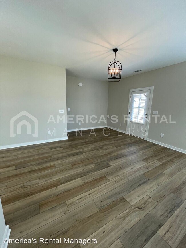 Foto del edificio - 5 br, 3 bath House - 97 Kings Way