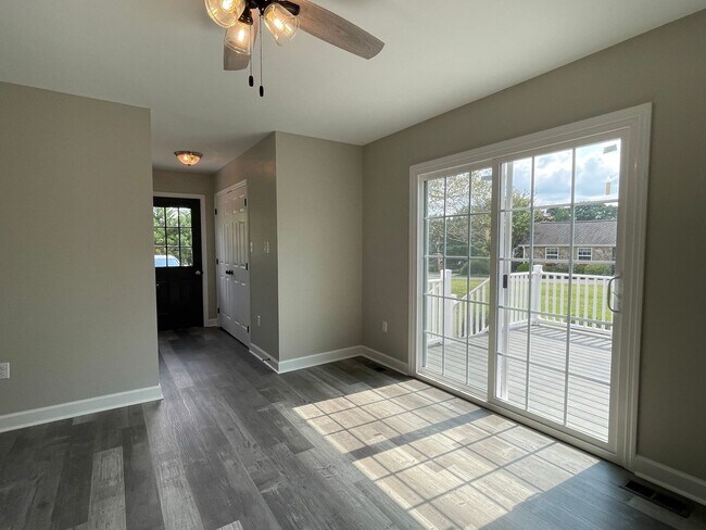 Foto del edificio - Recently Renovated Rancher Waiting for You!