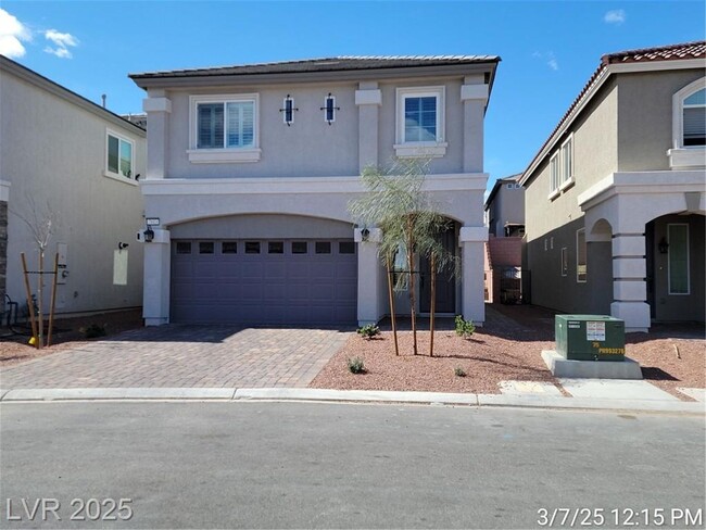 Foto del edificio - BRAND NEW 4 BED 2.5 BATHROOM HOME! NEVER L...
