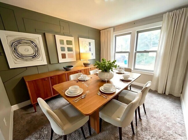 Foto del edificio - 3 Bed / 1 Bath Townhouse in Clairton