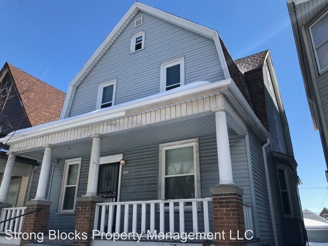 Foto del edificio - 5 br, 2 bath House - 2132 N 33RD ST