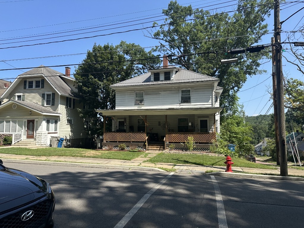 Primary Photo - 703-705-705 Chestnut St