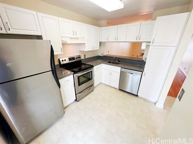 Building Photo - 94-520-520 Lumiauau St