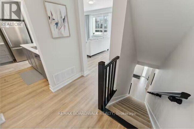 Building Photo - 209 Anyolite Private